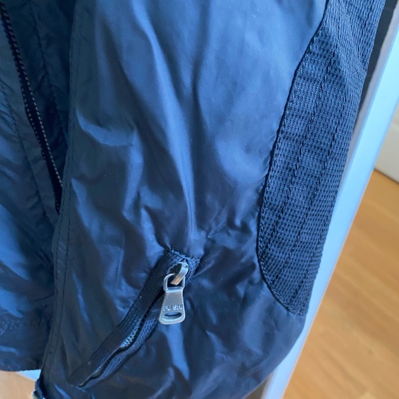 Dolce & Gabbana men’s nylon jacket black with gray size 50 - Picture 4 of 7